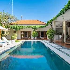 Martini Villa
